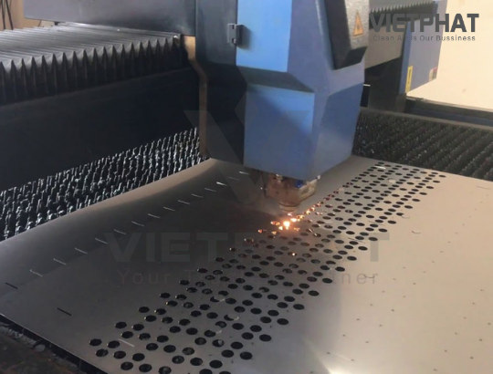 Xử lý khí thải máy cắt CNC, Laser bằng máy lọc tĩnh điện